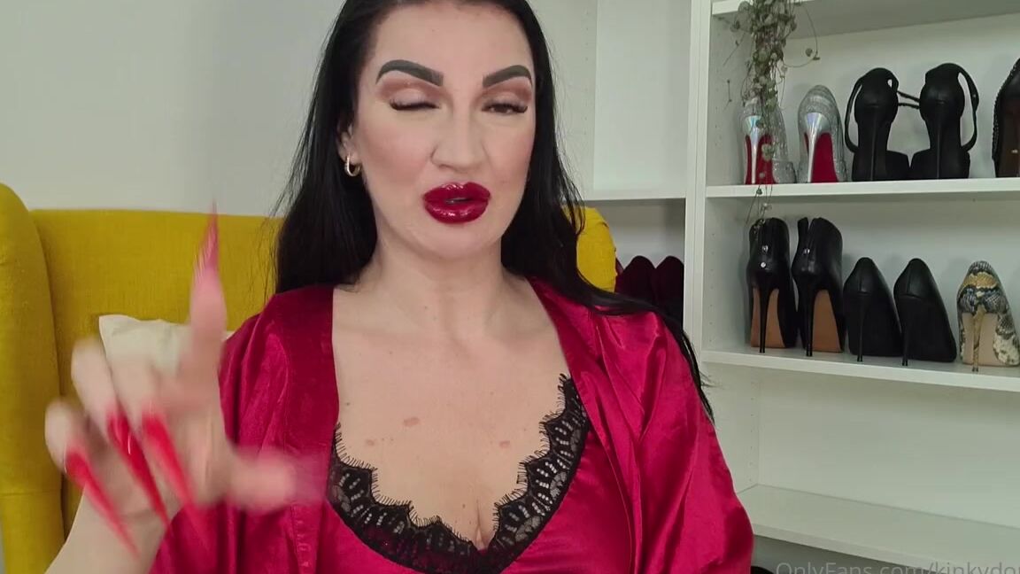 Kinkydomina Onlyfans Cuckoldress Diaries Femdom Part One Of My Dating Adventures While On Vacation There Was A French