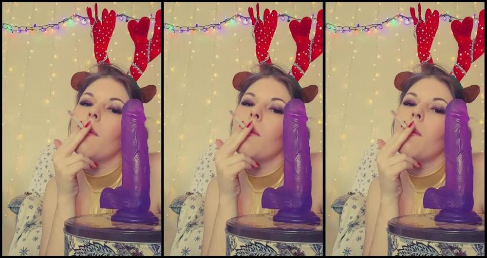 Harleyheartstop Pornmas Day Lil Reindeer Blowsmoke