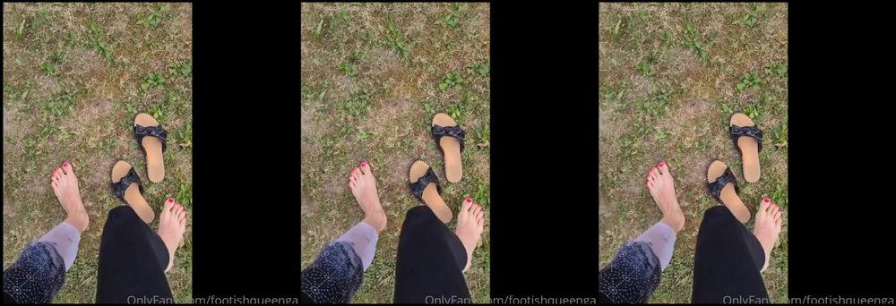 Footish Queen Galina Nicknamed Footishqueengalina 08 23 2022 Onlyfans Video Summers In A Garden