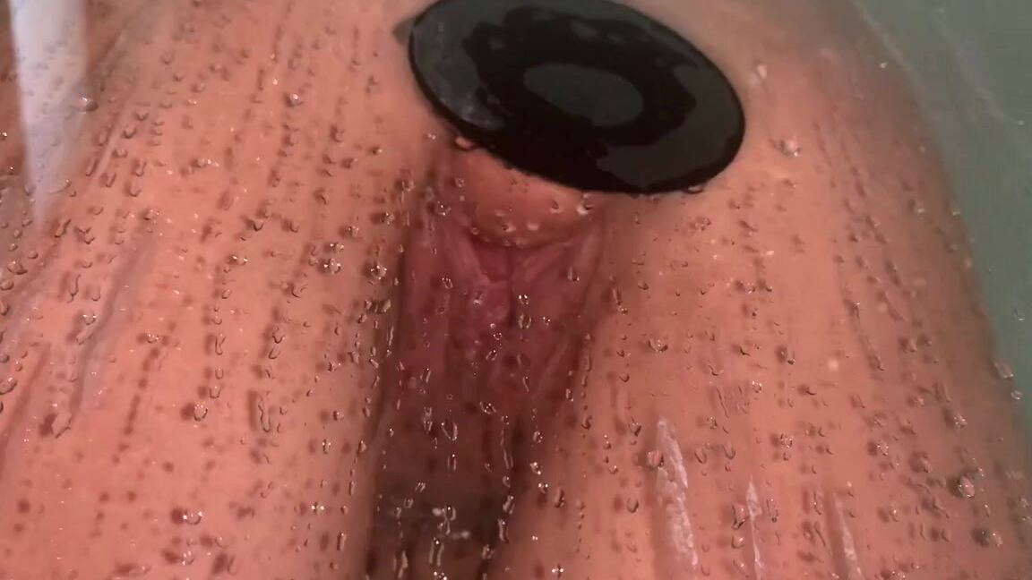 Thebitchwife Onlyfans Stretching My Pussy Open In The Shower