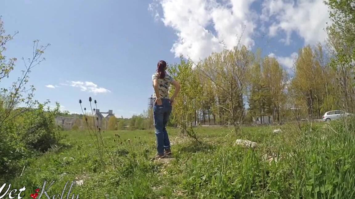 Pee, Public Nudity, Public Outdoor, Public Flashing, Flashing wet kelly public p-- drivers see me ManyVids