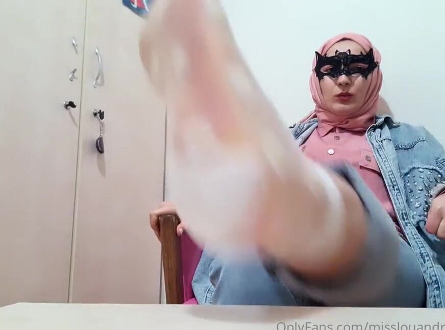 Queen Salome Onlyfans Cuckold Kle Aalama Devamn Istiyorsan Video Altna Yorum Yapp