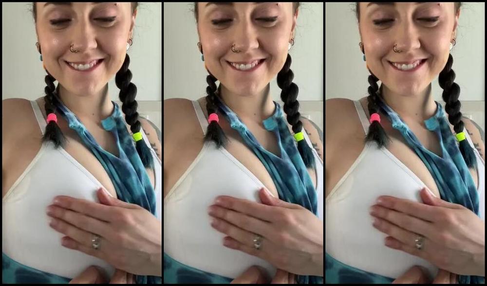 Missarcanaplus Nicknamed Missarcanaplus Onlyfans Is It Just Me Or Are Nipples Poking Out Under A Shirt Just Fun And Sexyy