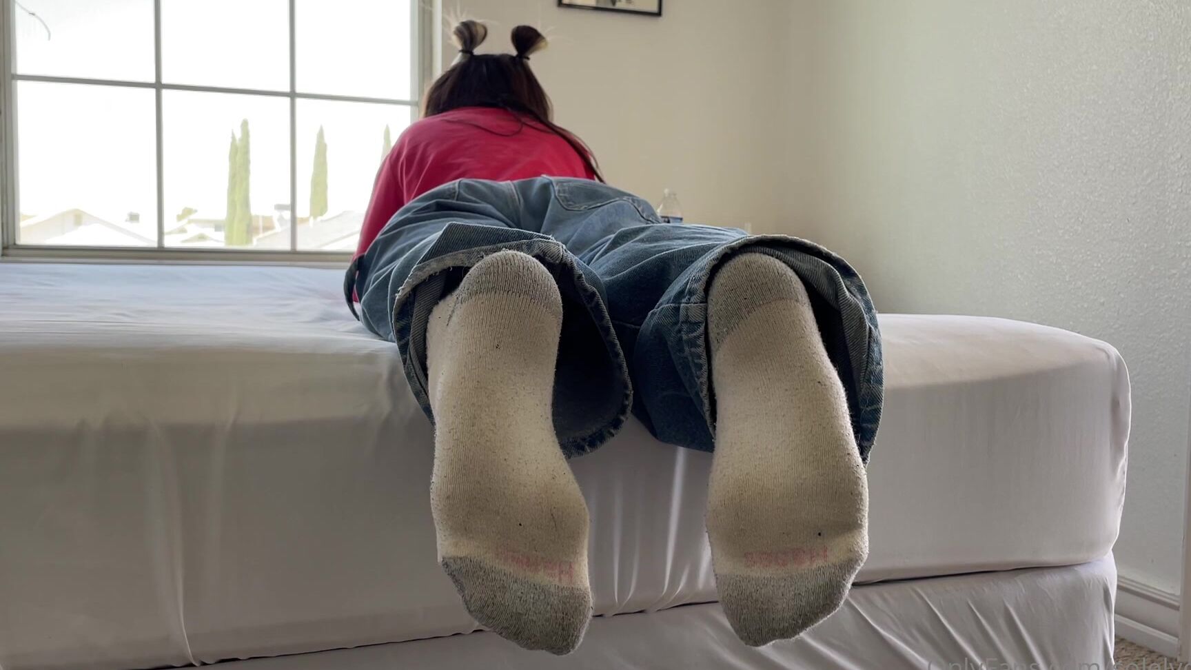 Solelydawn Stinky Sock Removal While I Ignore You