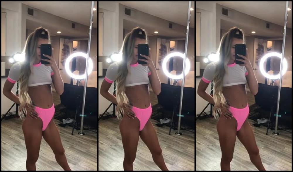 Goddess Taya Nicknamed Tayathegoddess Onlyfans I Make Myself Wet Soaked