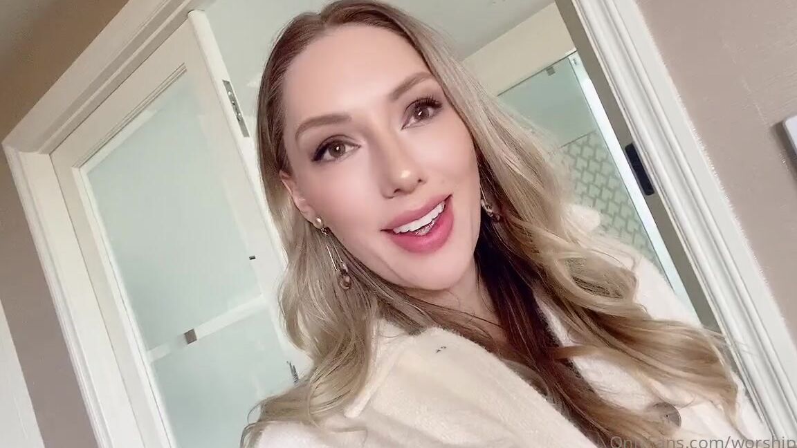 Princess Rene Aka Worshiprene Onlyfans Hahaha Forgot To Post This On Friday