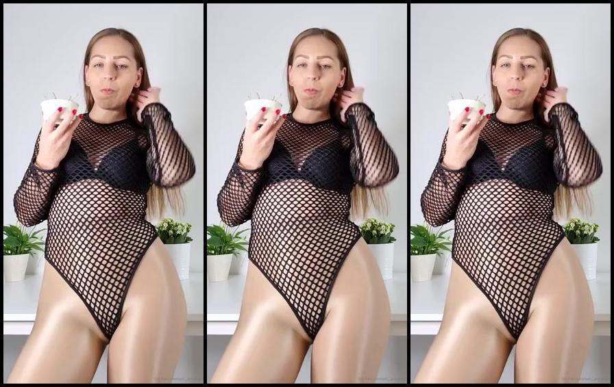 Lady Annabelle Onlyfans Good Morning Boys Lets Play The Game