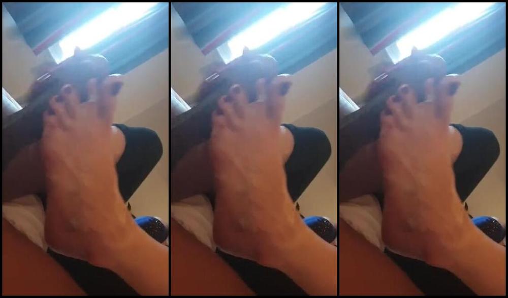 Vegan Footqueen Onlyfans Little Footjob Clip From A Session This Morning