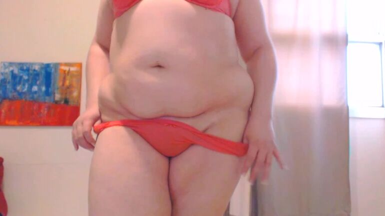 Kiki Plumpass Bbw Belly Tease