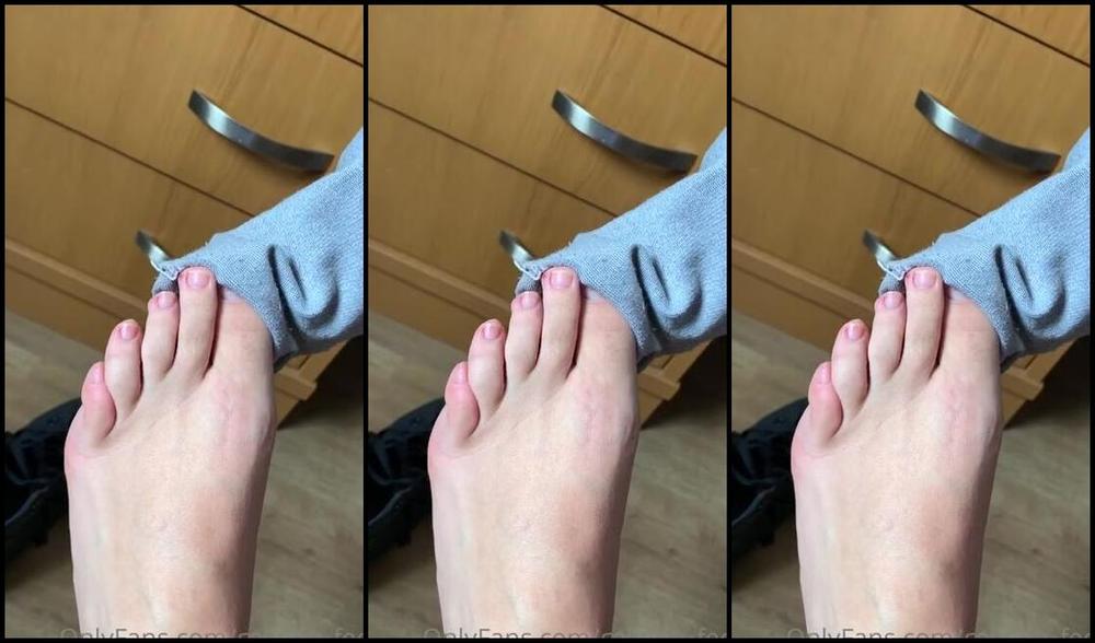 Caliupe Feet Nicknamed Caliupe Feet Foot Fetish 03 24 2022 Onlyfans Video Now Good Morning