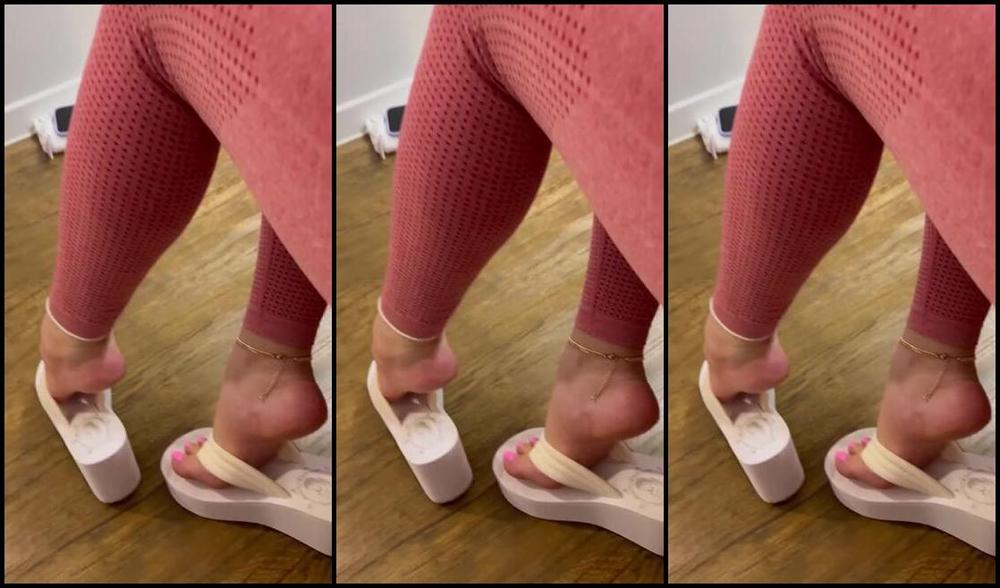 Sweetiestoes Aka Yourfeetsweetie Onlyfans Keep Your Eyes On Me Feet