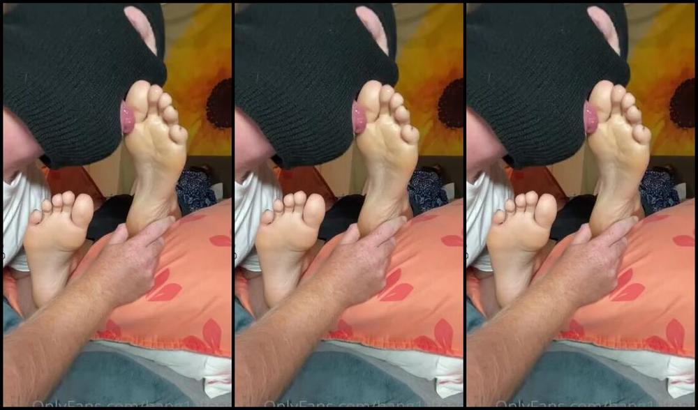 Linzi Little Aka Hang10Toess Foot Fetish 04 24 2024 Onlyfans Video Feets Up Tongues Out Ive Never Been So Wet In My Life After Super Soles Played Pp