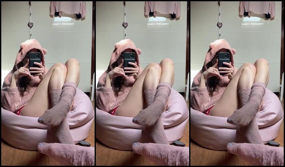 Penelope Sweet Soles Nicknamed Penelopesweetsoles 02 22 2024 Onlyfans Video Good Morning Subs This Morning I Feel Lazy And Cozy But Always Horny