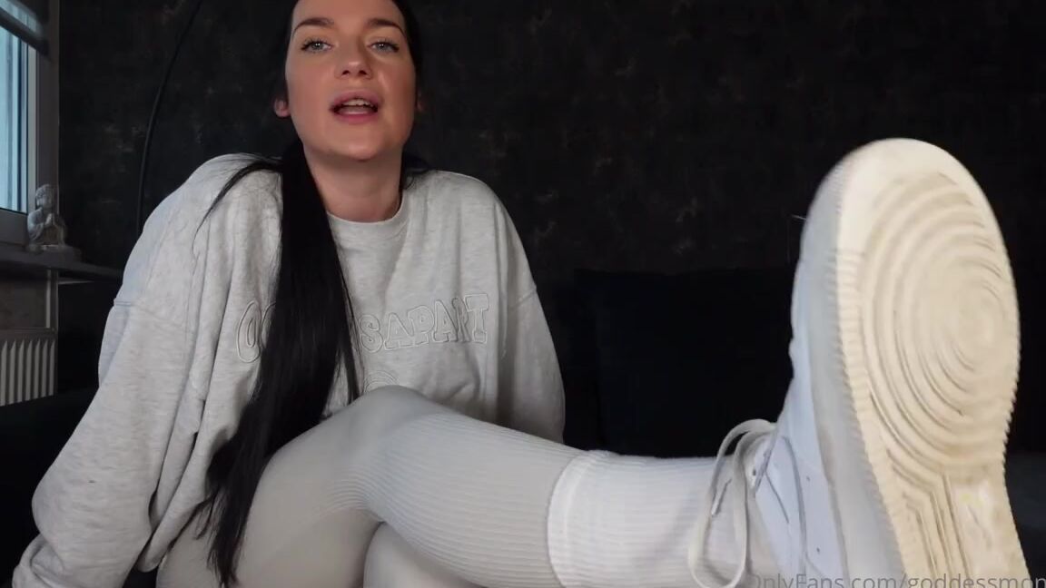 Goddessmona 91 Onlyfans Gym Socken Lange Socken Ein Ganz Ganz Seltener Anblick An Mir Ich Weis Sehr Viele Haben Sichp