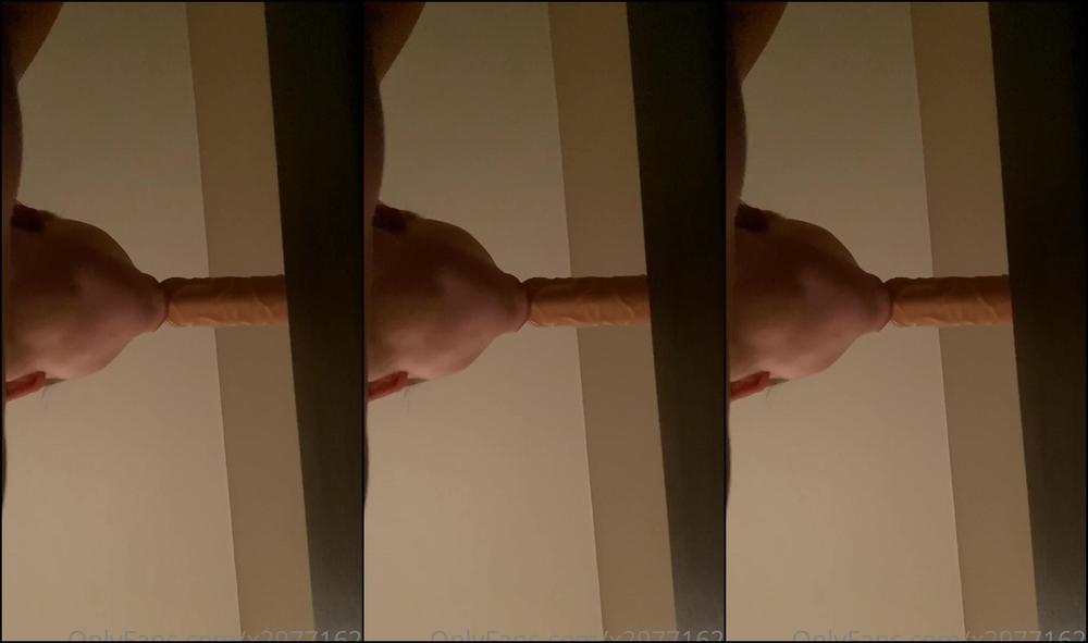 X Riding His Face While Sucking A Cock Above Him If You