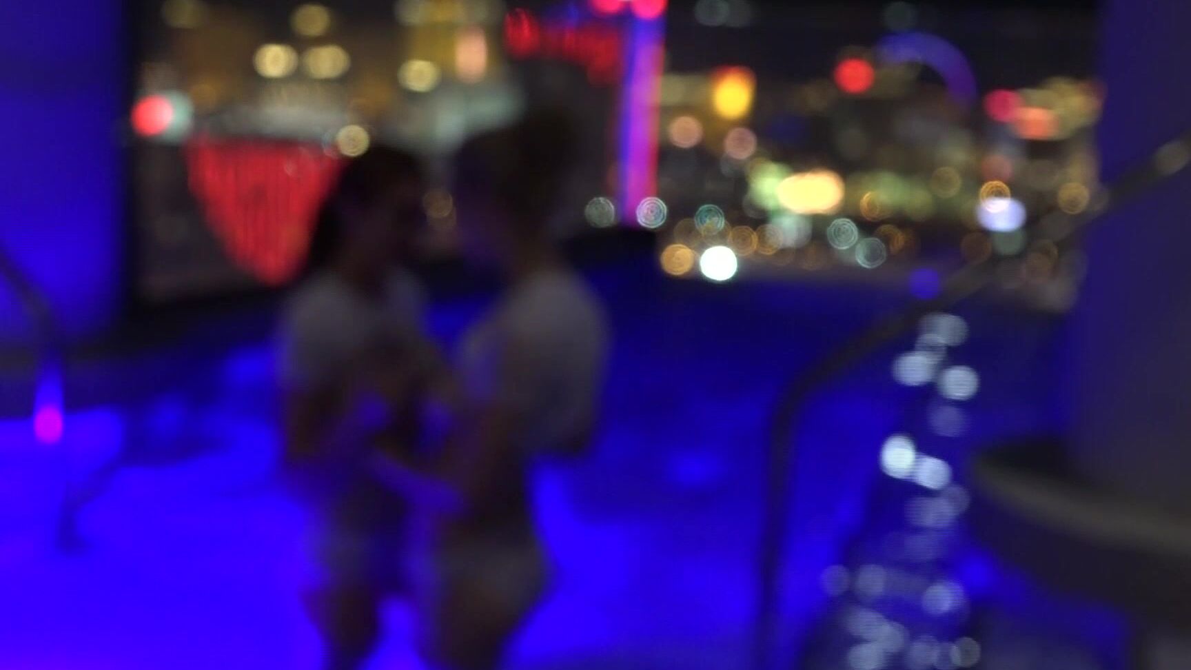 Kissing, Licking, Outdoors, Strip Tease, Striptease maren vegasinfinitypooltease ManyVids