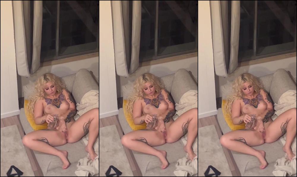 Cybercoxx 3028068578 09 25 2023 Mi Stai Percaso Spiando In Un Momento Cos Intimo Vieni Pure Che Ci Divertiamo Insieme