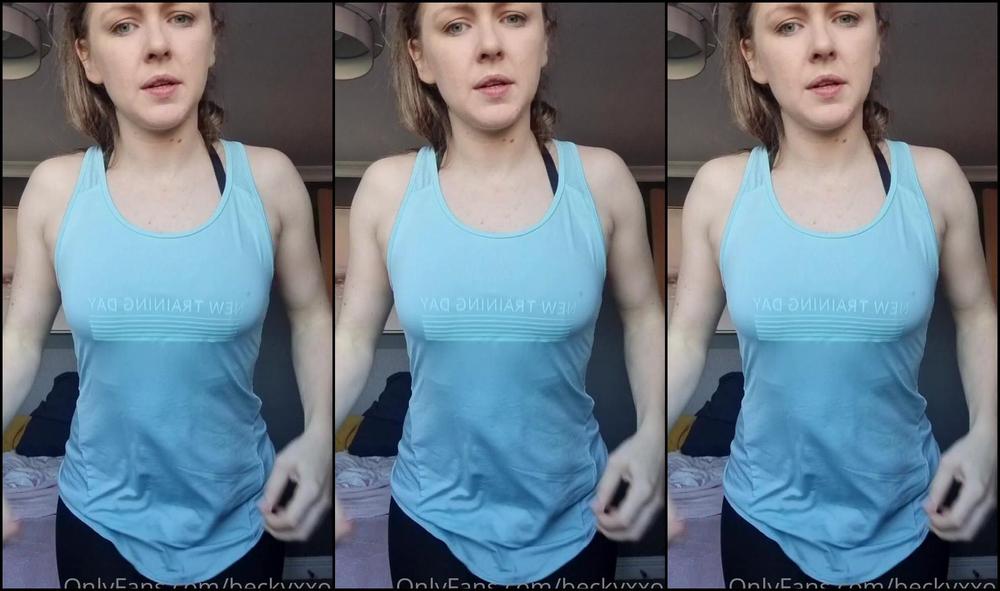 Beckyxxoo 2320835477 01 05 2022 Blue Top Wins I Need Your Help Excuse The Messy Hair