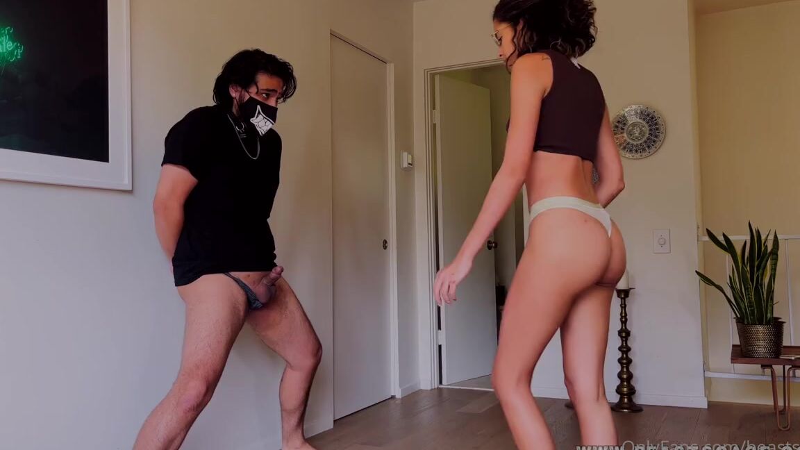 Beasty Ballbusting Aka Beastybusted 06 29 2023 Onlyfans Video I Stopped By Aria Nicoles Place While She Was In My Area A Few Weeks Ago B