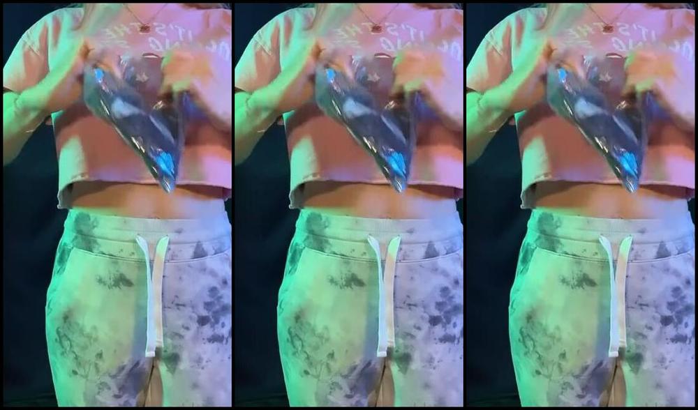 Asmr Maddy Nicknamed Asmrmaddy Onlyfans A Sexy Unboxing For You What Kind Of Video Would You Like To See Me Film In This Set