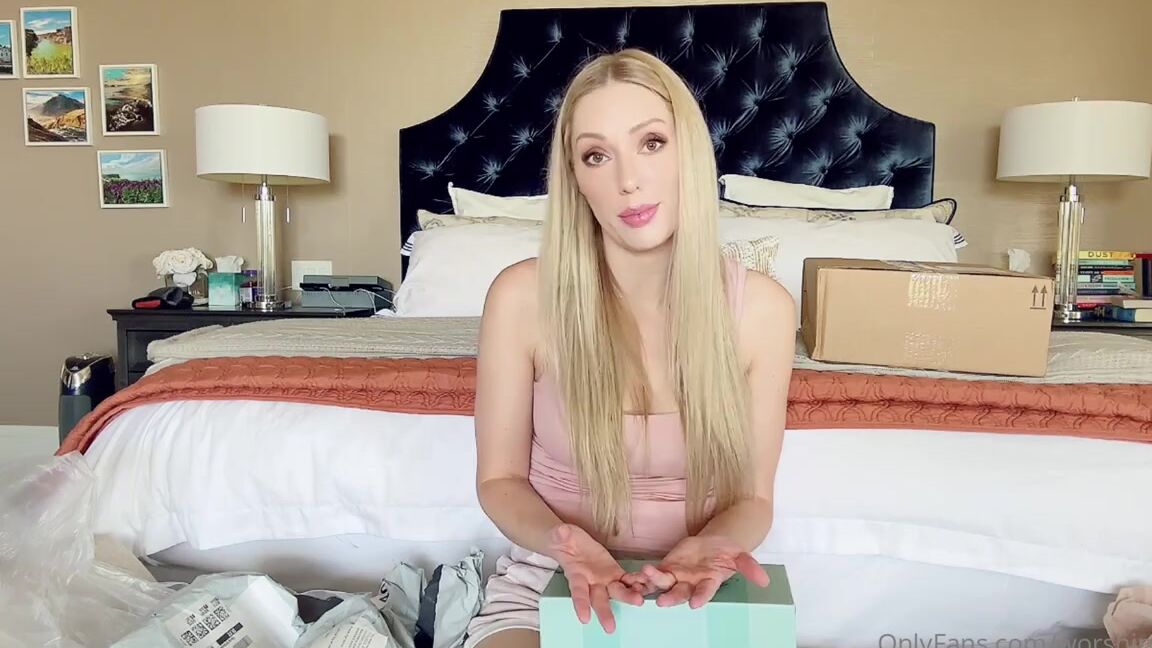 Princess Rene Aka Worshiprene Onlyfans Opening Up A Bunch Of Early Birthday Gifts