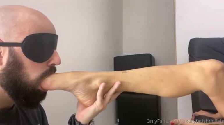 Luxury Fetish Dolls Brazil Nicknamed Luxuryfetishdollsbrazil Foot Fetish 04 30 2021 Onlyfans Video Harley Quinn Foot Gagging