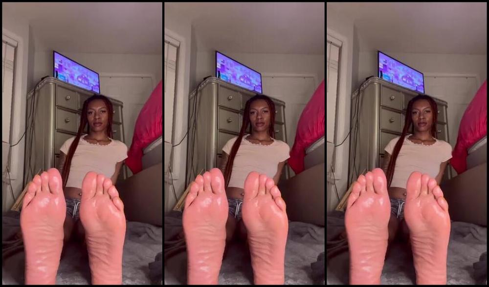 Pretty Solez Nicknamed Solezofagoddess Foot Fetish 08 24 2024 Onlyfans Video Stroke To My Big Oily Soles Footboys