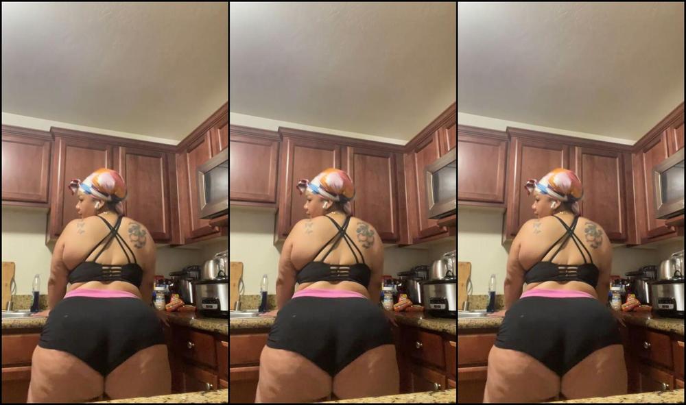 Bunzyy 2895480089 06 04 2023 Stream Started At 06042023 0828 Pm Should I Start Going Live Again