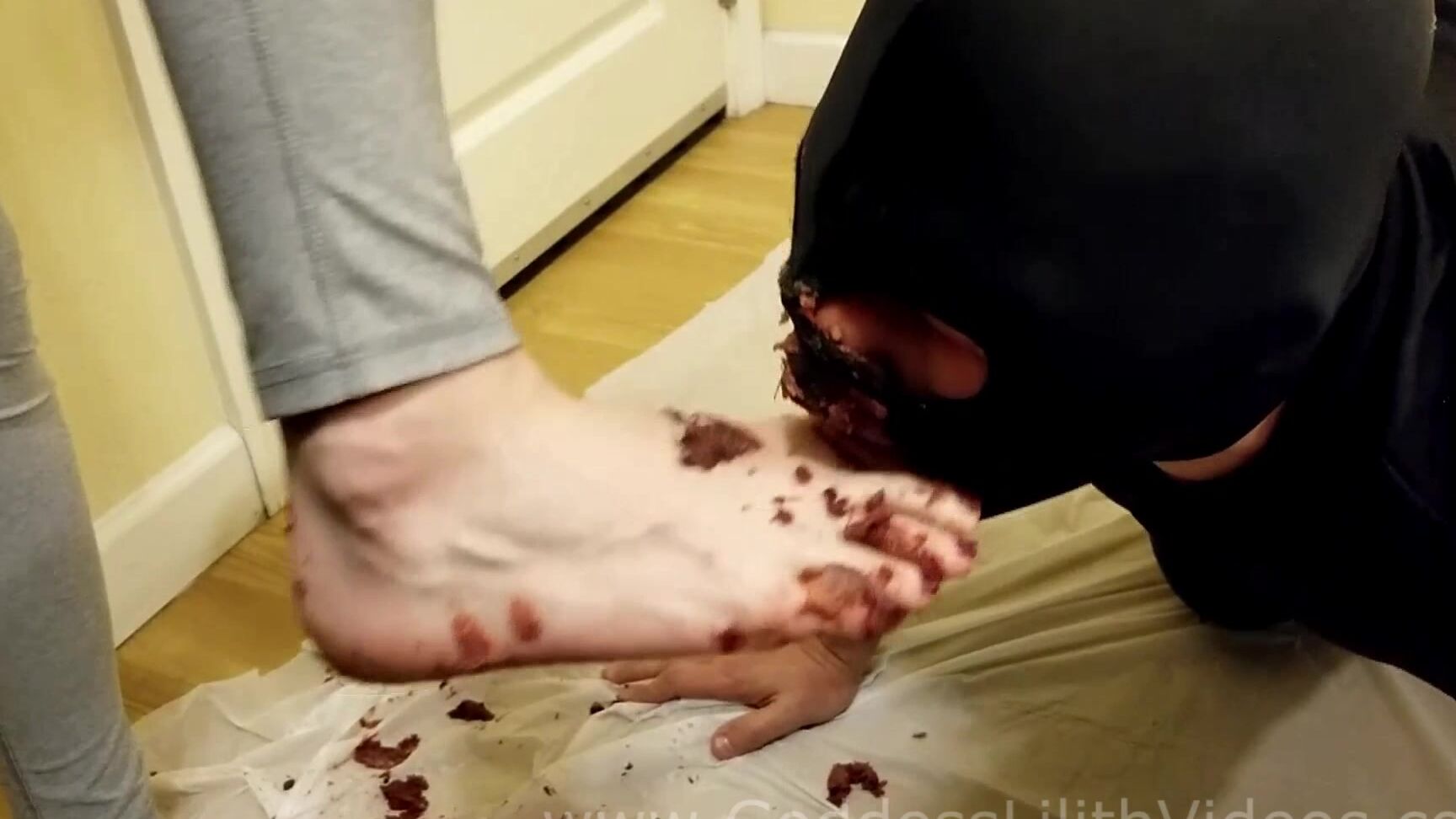 Goddess Lilith - 3 Girl Cupcake Crush ManyVids