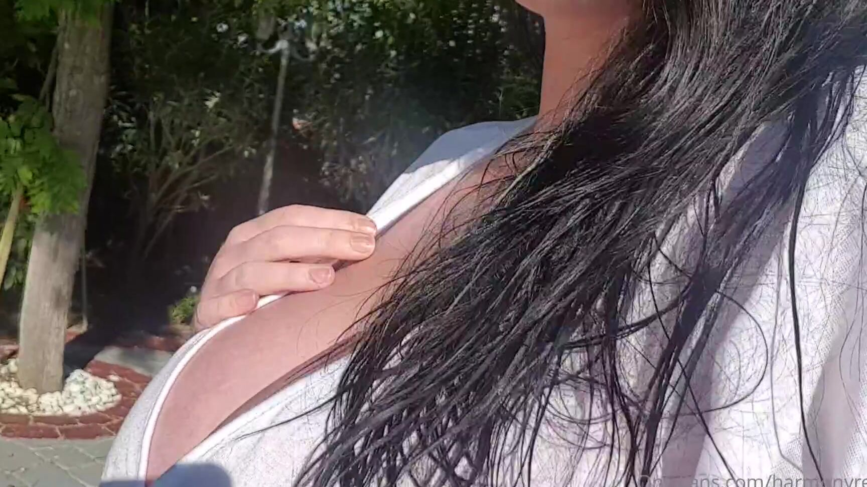 Harmonyreigns Flash Walk