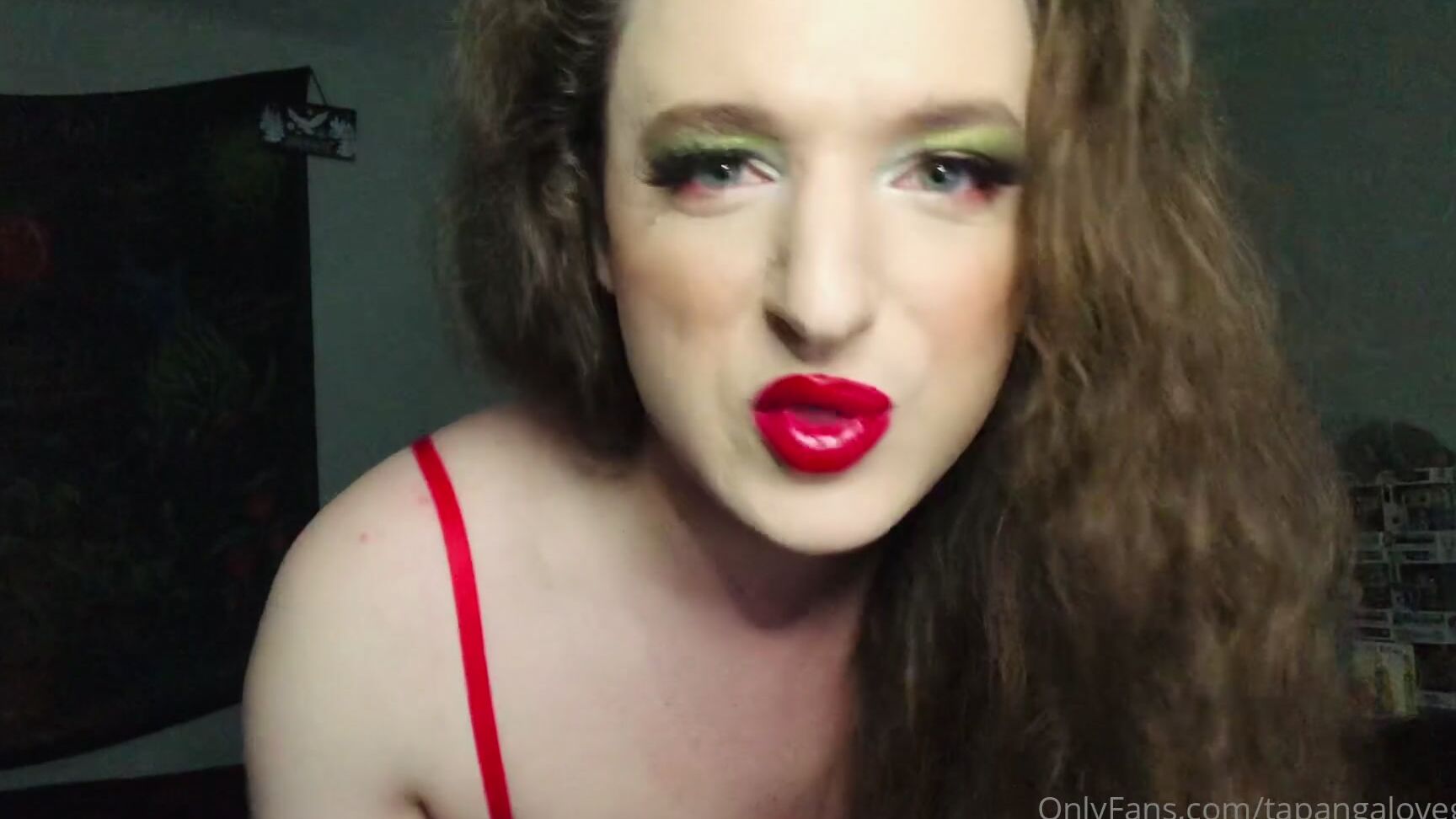 Tapangalovegood You Sneak Into The North Pole In Search Of Santa But You Run Into Mrs Clause Merry C