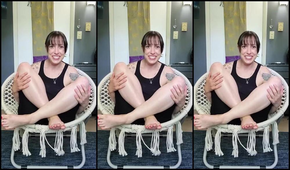 Crystal Paris Nicknamed One Lonely Foot 05 21 2025 Onlyfans Video Miss Crystal Teaches A Lesson