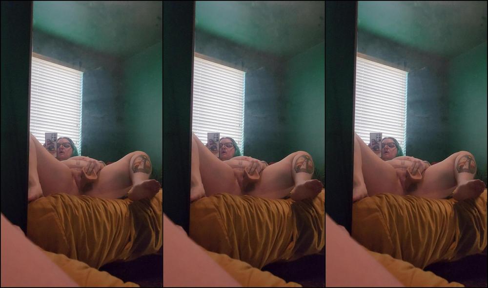 Laceyblueaddams 2739766239 01 10 2023 Who S Dirtier Me Or The Mirror