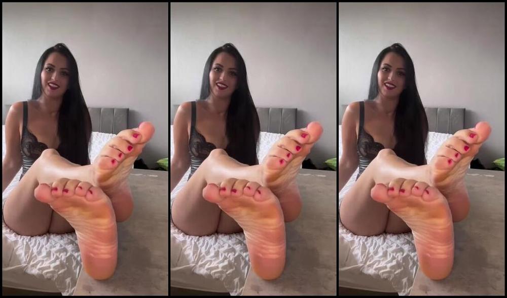 Goddess Mitsy Nicknamed Mitsy1995 09 03 2024 Onlyfans Video You Would Love Nothing More Than To Have My Soles Pressed Against Your Face Isnt That Hjp