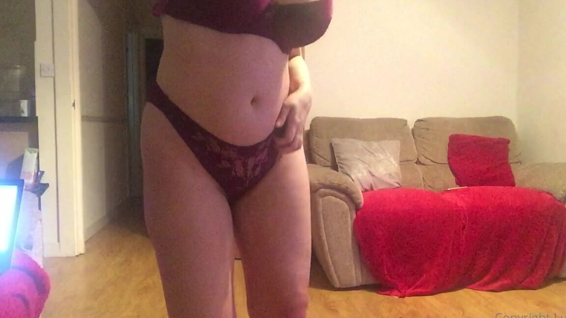 Uktittygoddess Me Stripping For Daddy