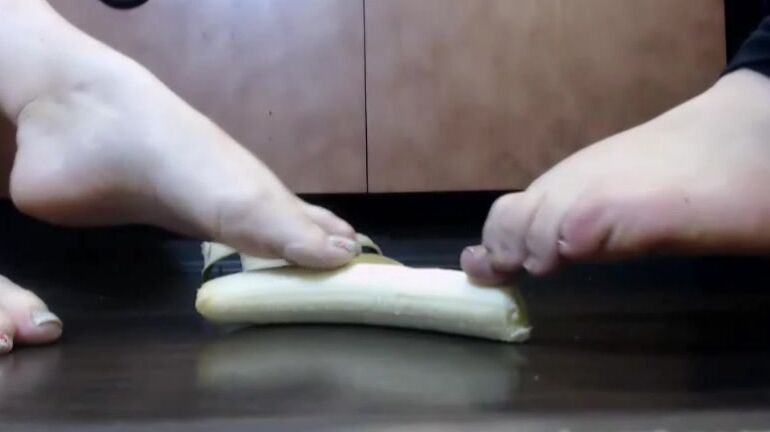 Piper Kush This Shit Is Bananas With Destiny Diaz