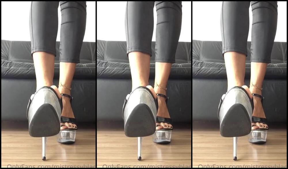 Mistress V Black Nicknamed Mistressvblack Onlyfans Giant