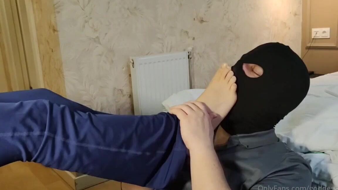 Onlyfans Model Goddess Nazli Aka Goddessnazli Bu Ansli Kpek Hayatinin En Gzel 12 Dakkasini Germ Olablr 2 Lucky Dog Used Its Tounge For