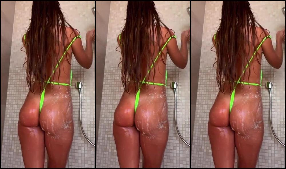 MaryRocksVR Wet vacation on Cyprus Pornhub