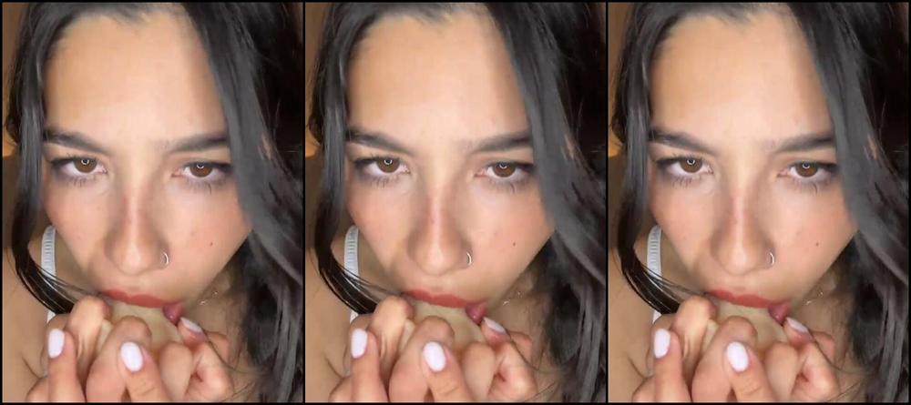 "Vidiverse" dildosucking, hitachi, masturbation, milf, pussyplay Wildly Moaning MILF Masturbates and Deepthroats Dildo manyvids