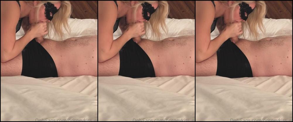 Britneykiss Me I Woke Up First As Usual And I Was Just Lying In Bed With A Sexy Sleeping Hubby Next To M