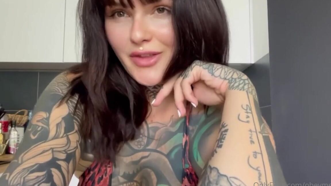 Dominant Girlfriend Nicknamed Obeymelissa Onlyfans 8 Mins Ppv Preview The Cheating Girlfriend Cuckold Fantasy Pov