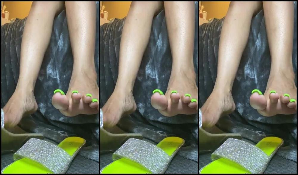 Queenjodiieetoes Aka Prettyfeetonly1800 Onlyfans Does My Voice Get You So Rilled Up You Explode