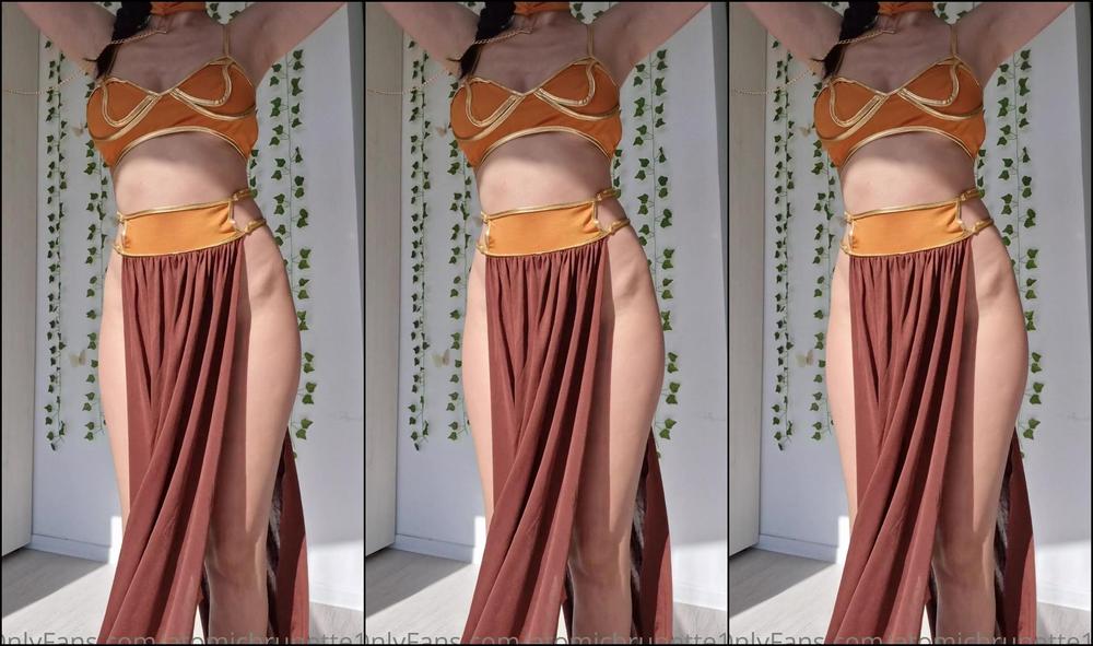 Atomicbrunette18 948