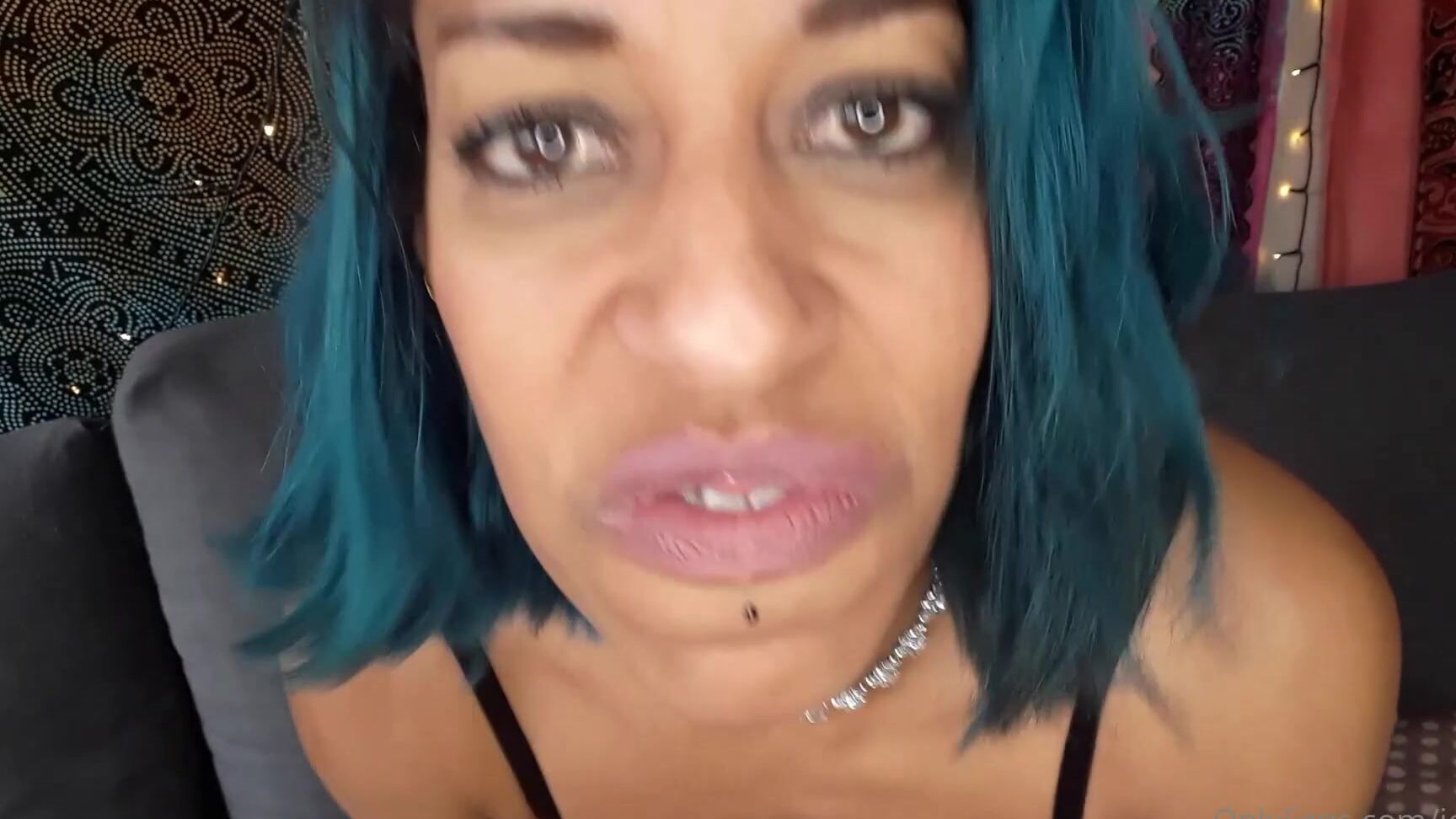 Gtsgoldenlace Sexy Milf Joi Turning Femdom Further Into The Joi