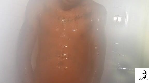 Alphonsolayz Enticing Shower By Alphonso Manyvids