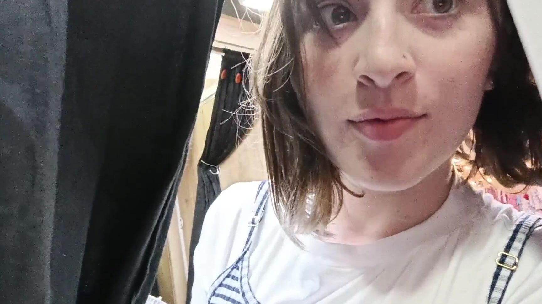 Ashleysoy01 SEX IN PUBLIC, I GIVE HIM A BLOWJOB UNTIL CUMMING, IN CLOTHES STORE Pornhub