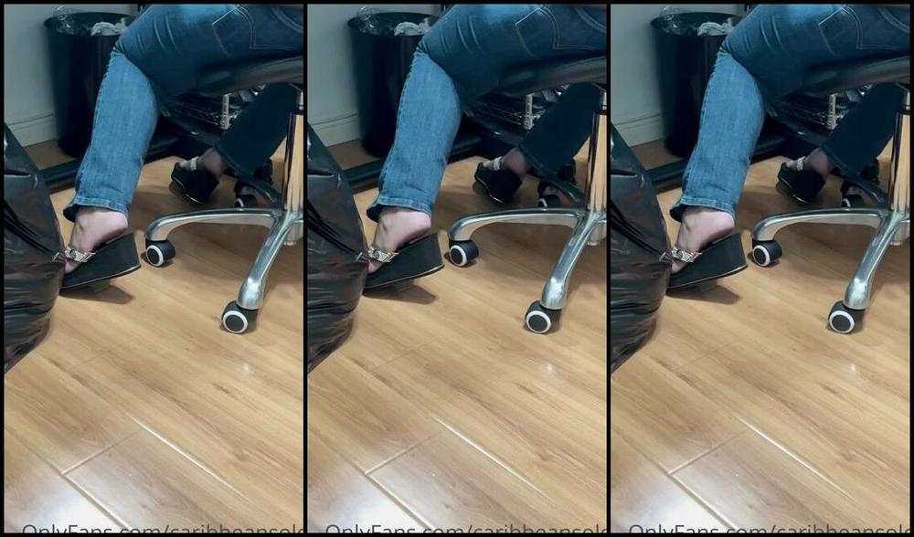 Caribbeansolez Onlyfans Hope You Don T Mind Me Working Late I M Sure My Employee Didn T Mind He Got A Little Show Fromp