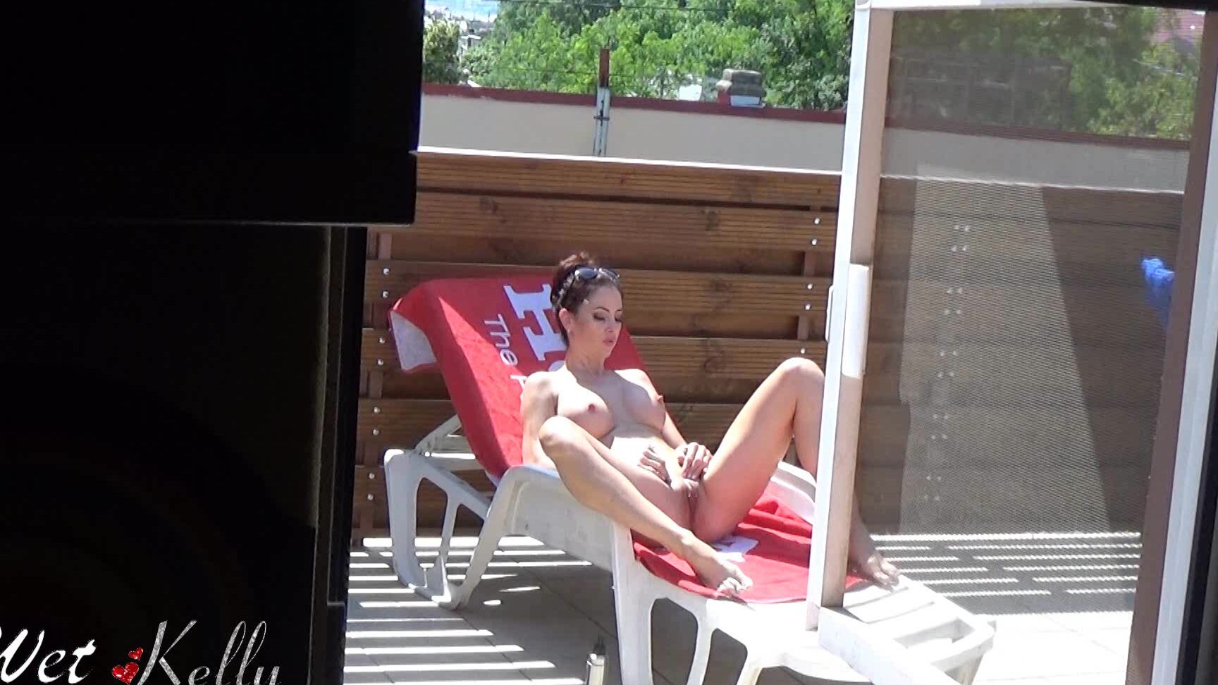 Hidden Cam, Masturbation, Lotion/Oil Fetish, Big Boobs, Outdoors wet kelly hidden camera girl masturbating ManyVids