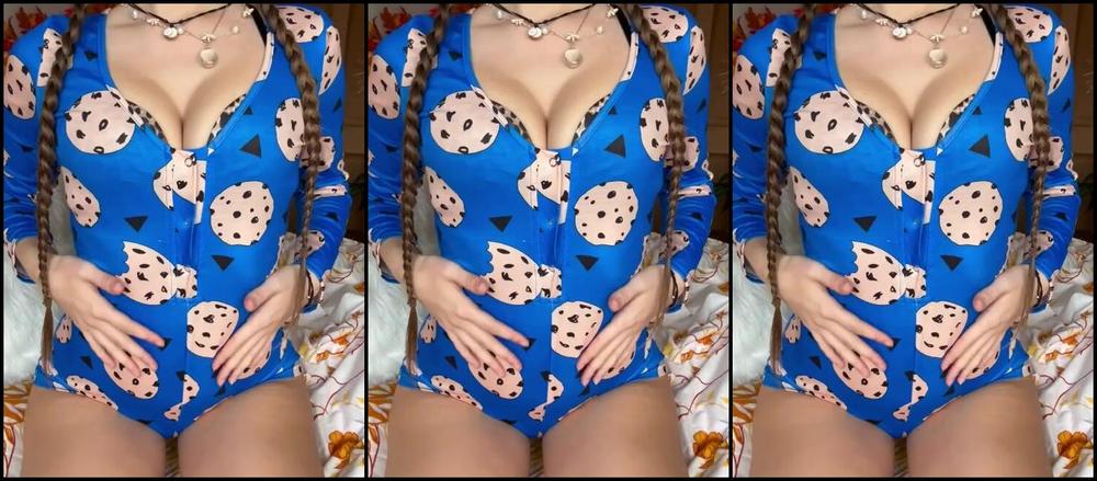 Babebarefootofficial Onlyfans A Have A Cookie For You To Eat 16P